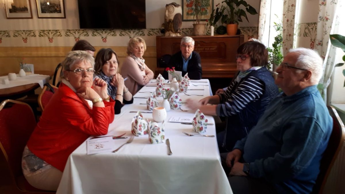 Senioren in tangermünde. (2)